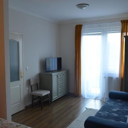 Gabi Apartman Хайдусобосло Экстерьер фото